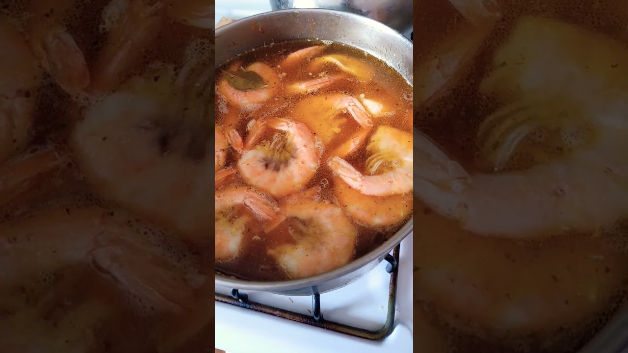 Boiled shrimp. When are they cooked enough?